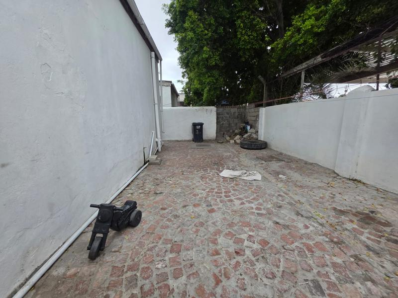 3 Bedroom Property for Sale in Maitland Western Cape